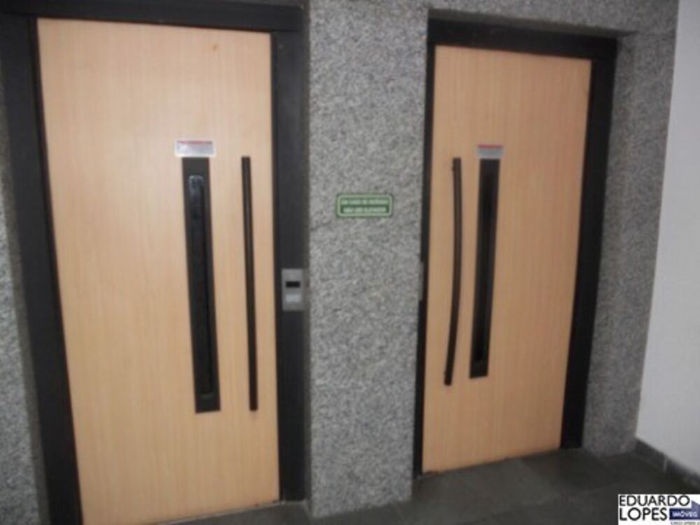 Apartamento à venda com 2 quartos, 78m² - Foto 35