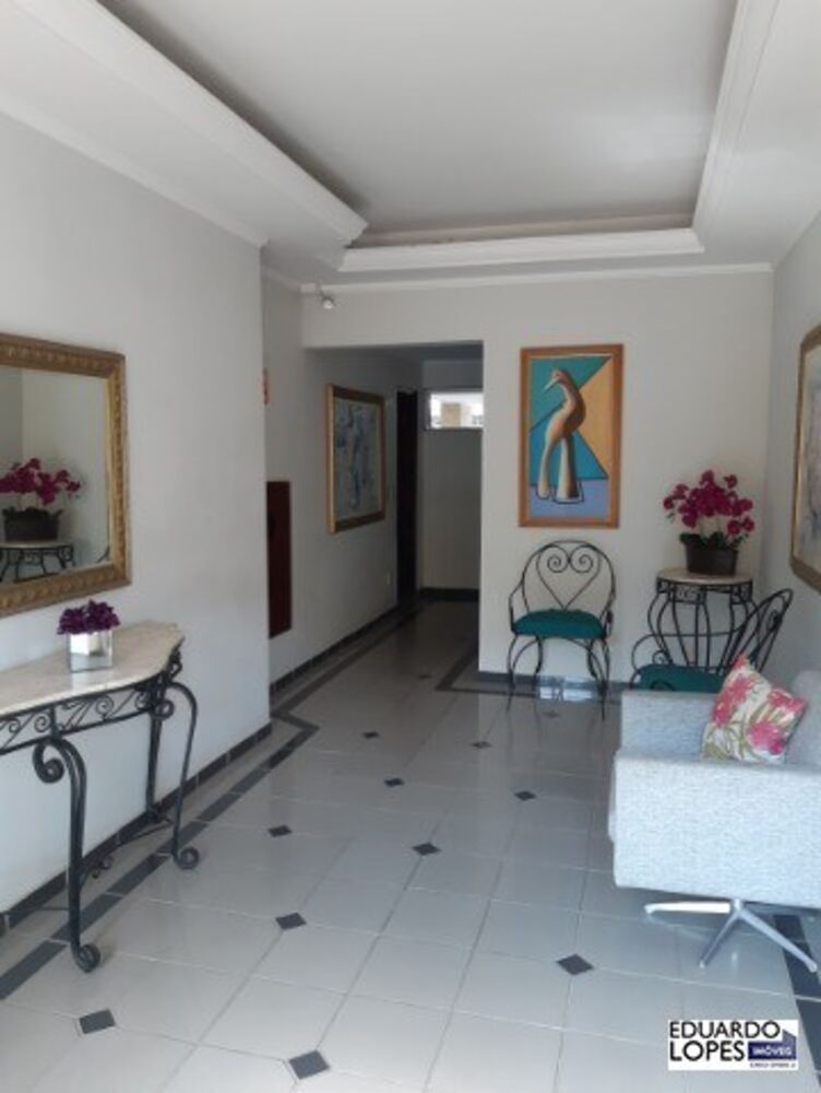 Apartamento à venda com 2 quartos, 78m² - Foto 4