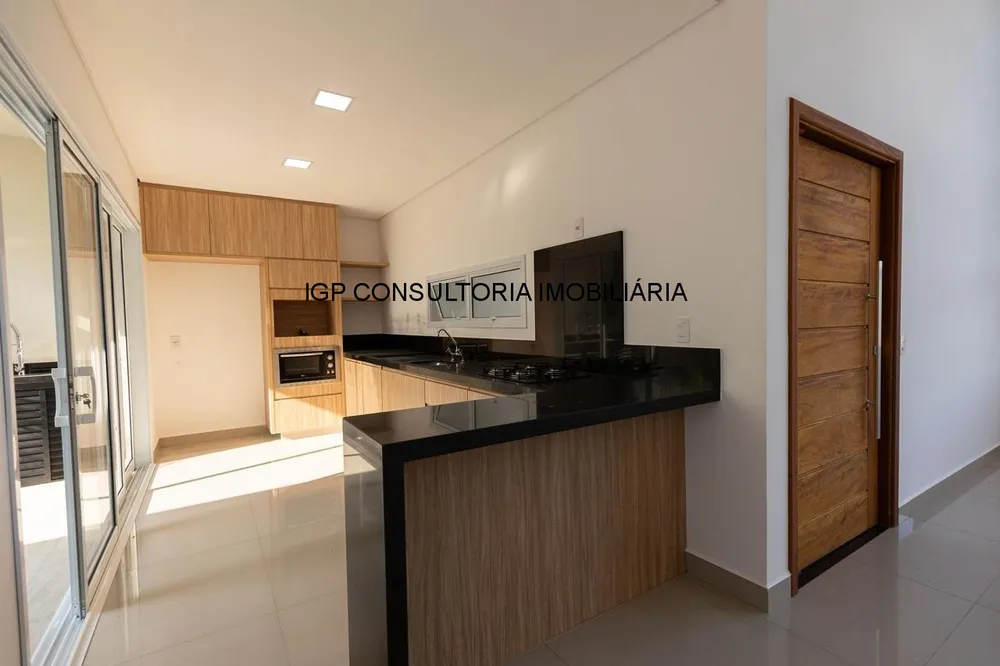 Casa, 3 quartos, 169 m² - Foto 1