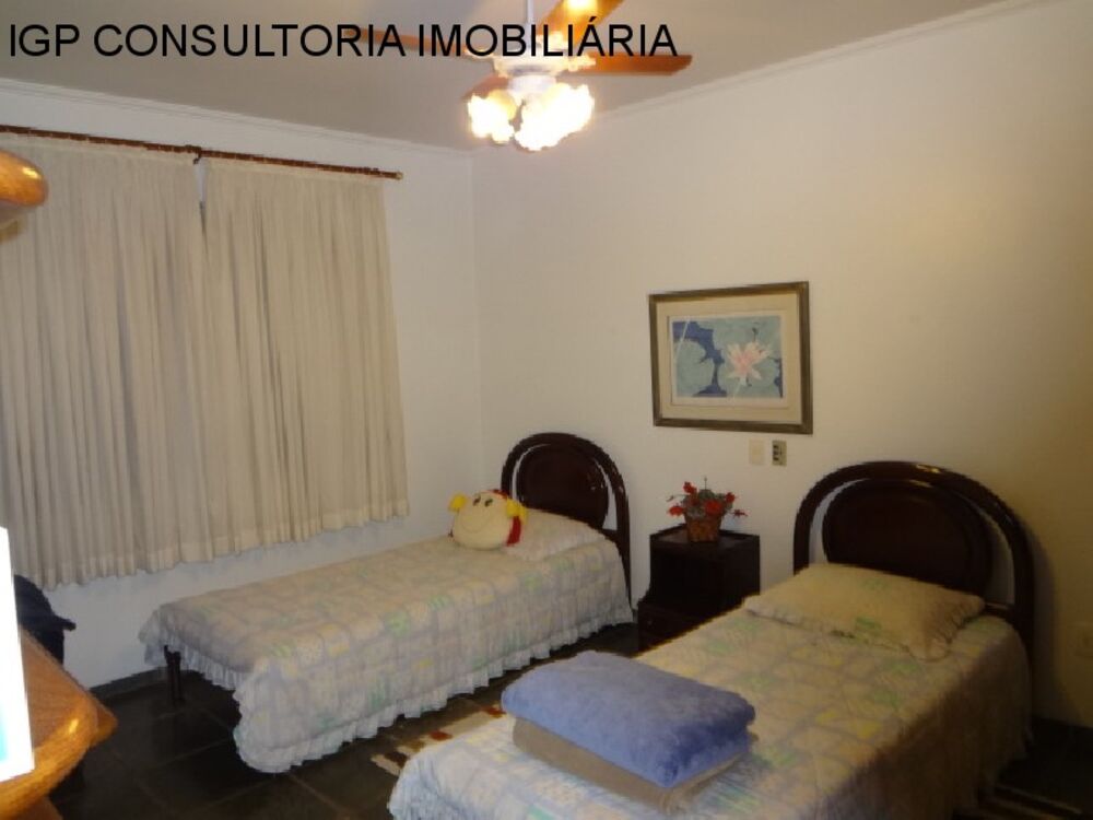 Chácara, 4 quartos, 443 m² - Foto 2