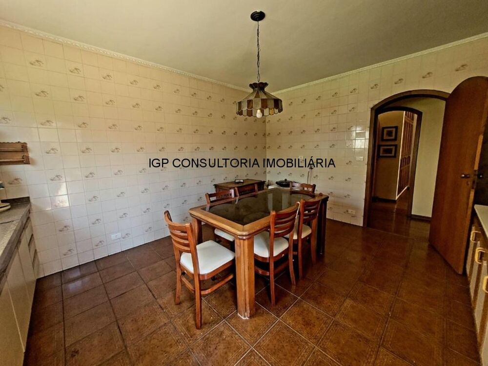 Casa à venda com 4 quartos, 600m² - Foto 13
