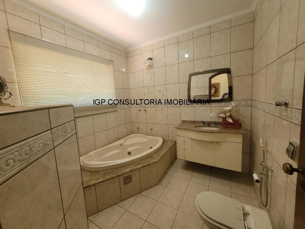 Casa à venda com 4 quartos, 600m² - Foto 24