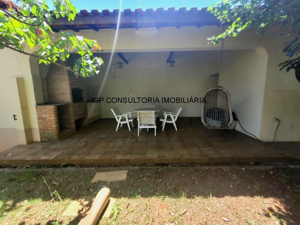 Casa à venda com 4 quartos, 600m² - Foto 8