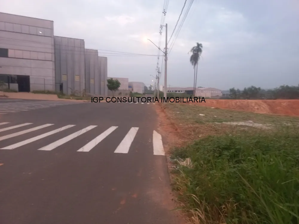 Loteamento e Condomínio, 1000 m² - Foto 1