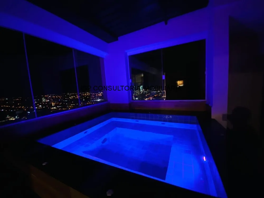 Apartamento, 3 quartos, 260 m² - Foto 1