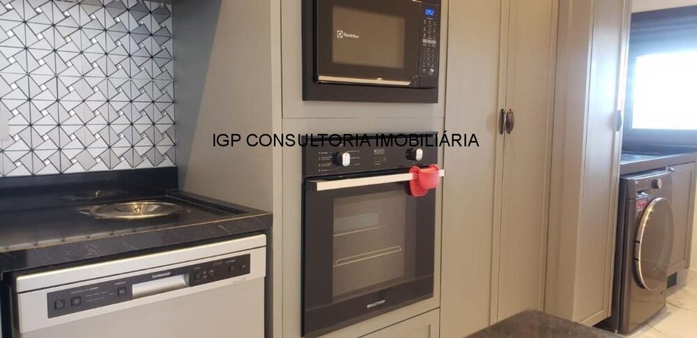 Apartamento, 3 quartos, 196 m² - Foto 2