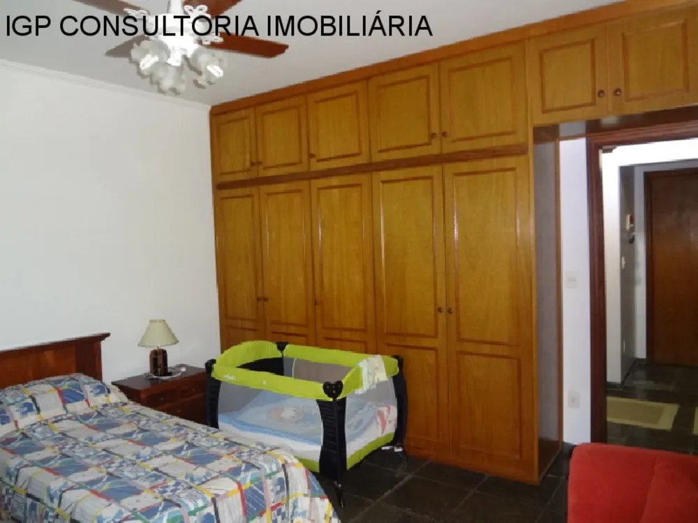 Chácara, 4 quartos, 443 m² - Foto 1