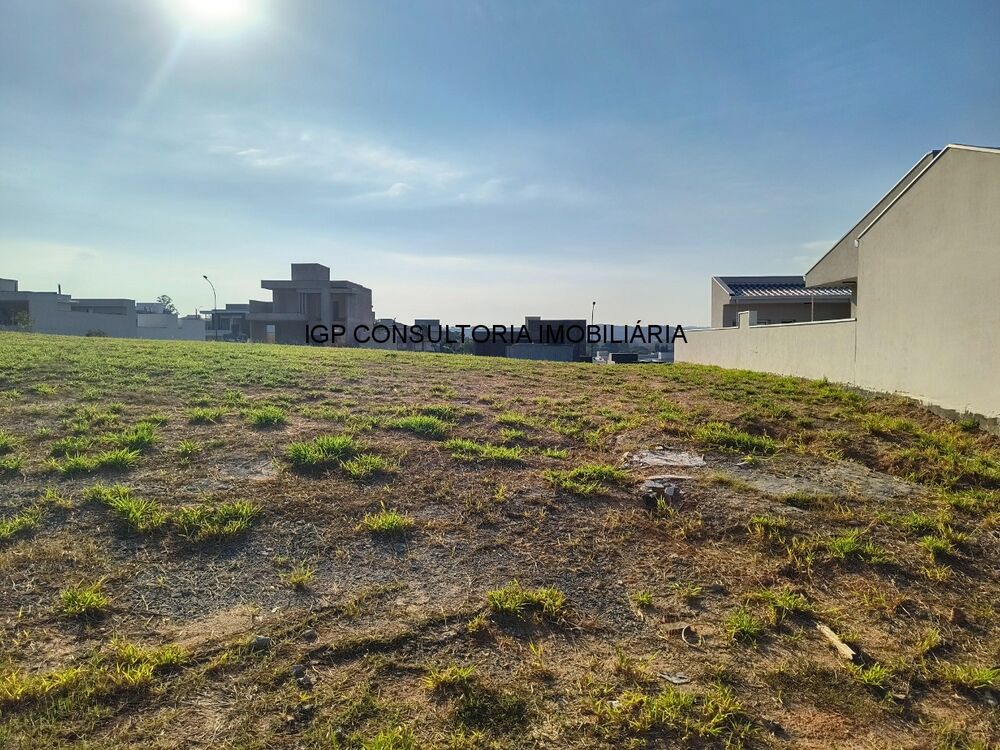 Terreno à venda, 300m² - Foto 1
