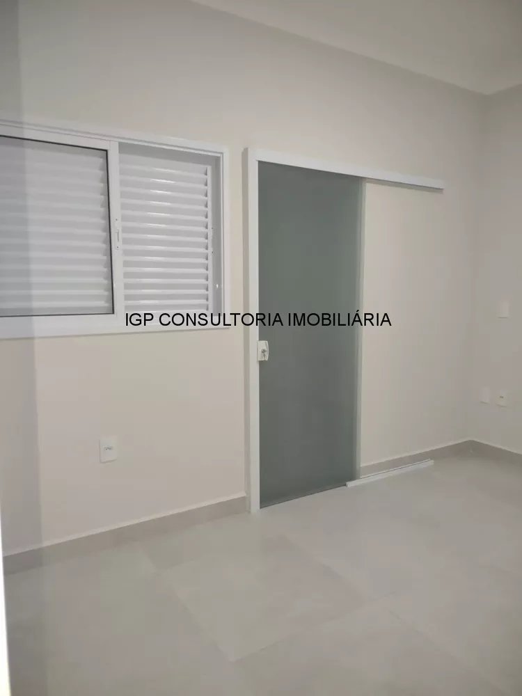 Casa à venda com 3 quartos, 113m² - Foto 4