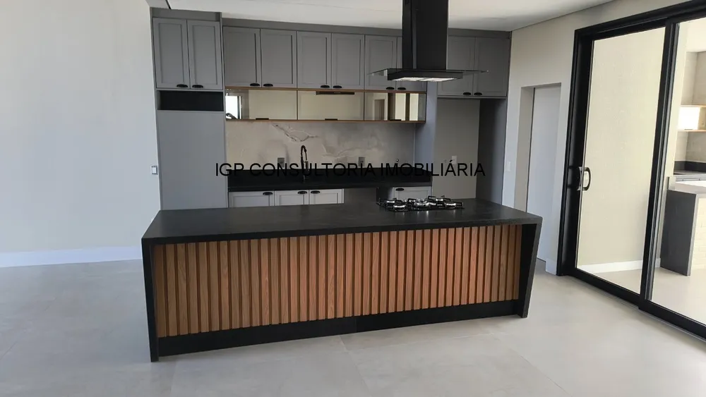 Casa, 3 quartos, 225 m² - Foto 1