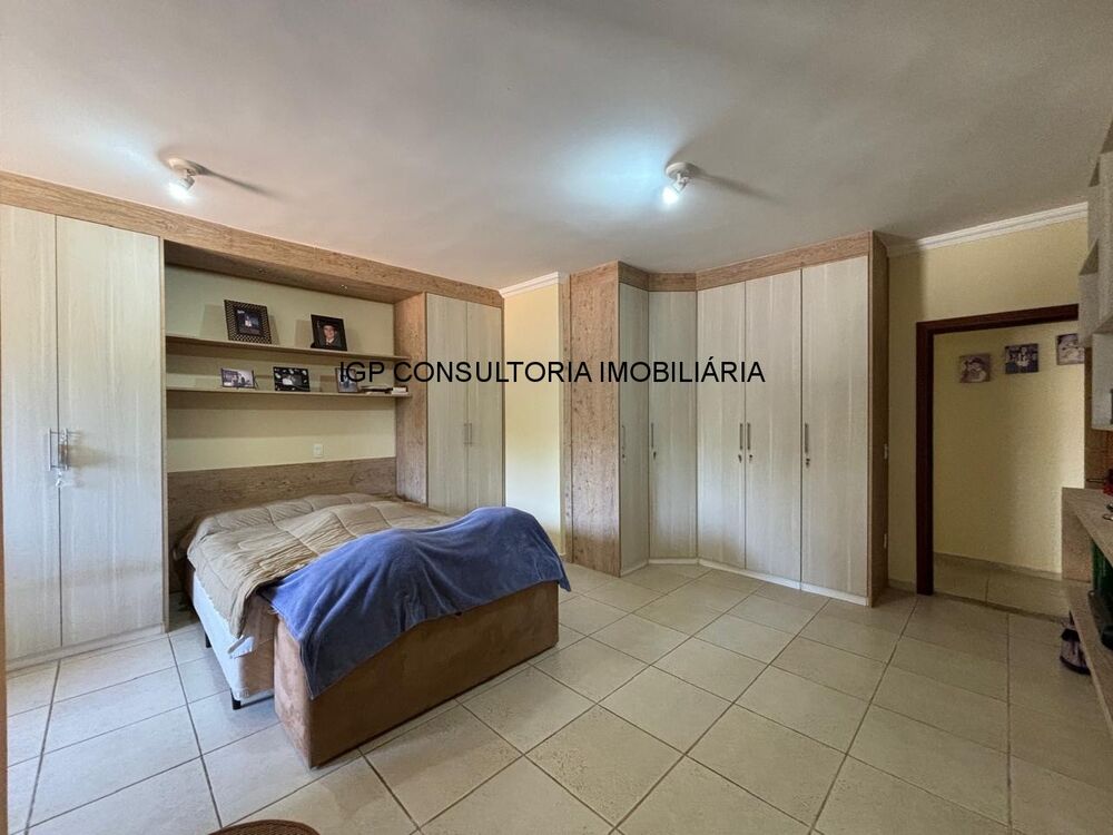 Chácara, 5 quartos, 2500 m² - Foto 4