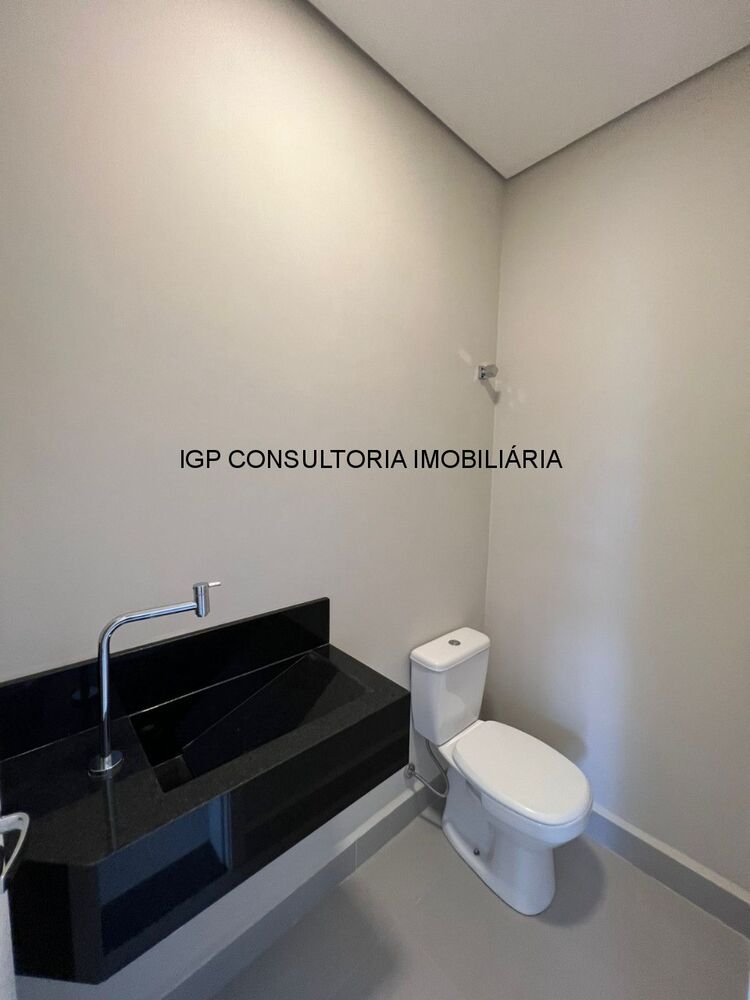 Chácara à venda com 3 quartos, 337m² - Foto 4