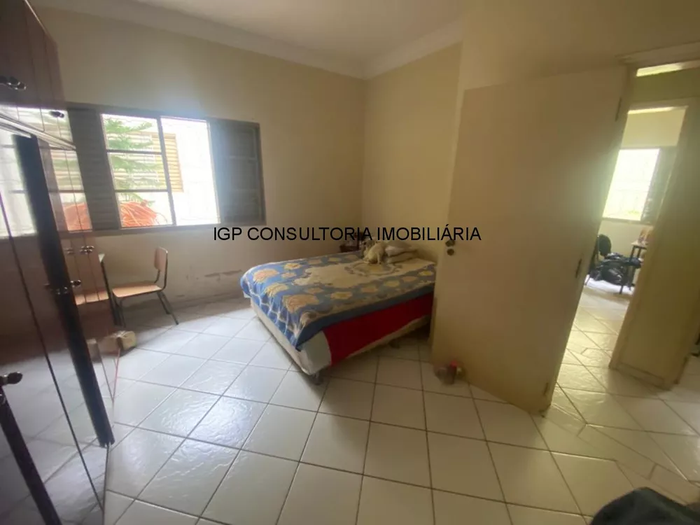 Casa à venda com 3 quartos, 155m² - Foto 2