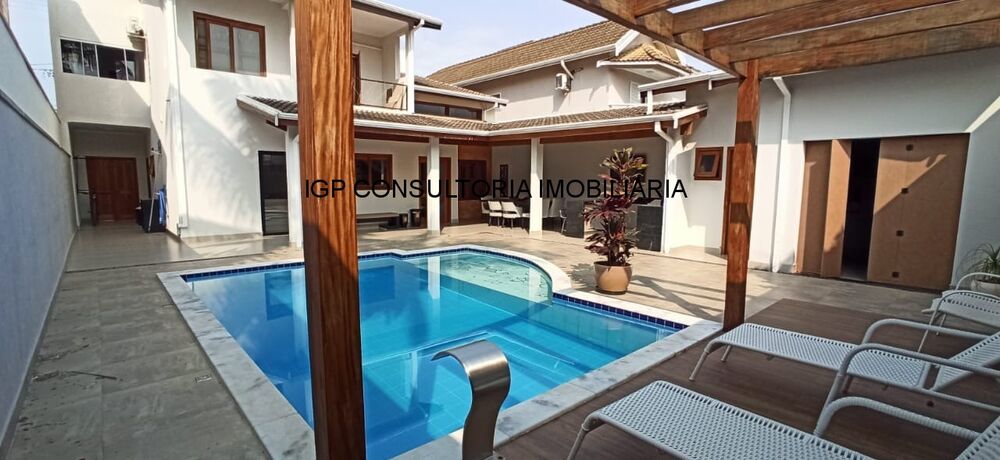 Casa, 3 quartos, 360 m² - Foto 1