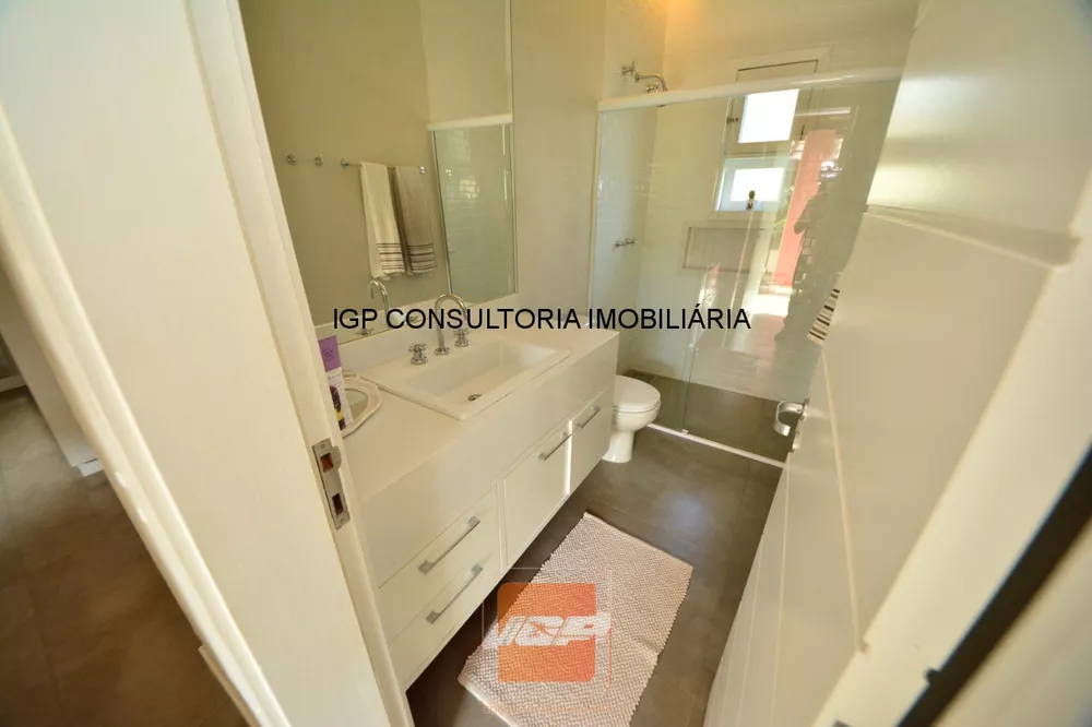 Chácara à venda com 4 quartos, 456m² - Foto 25