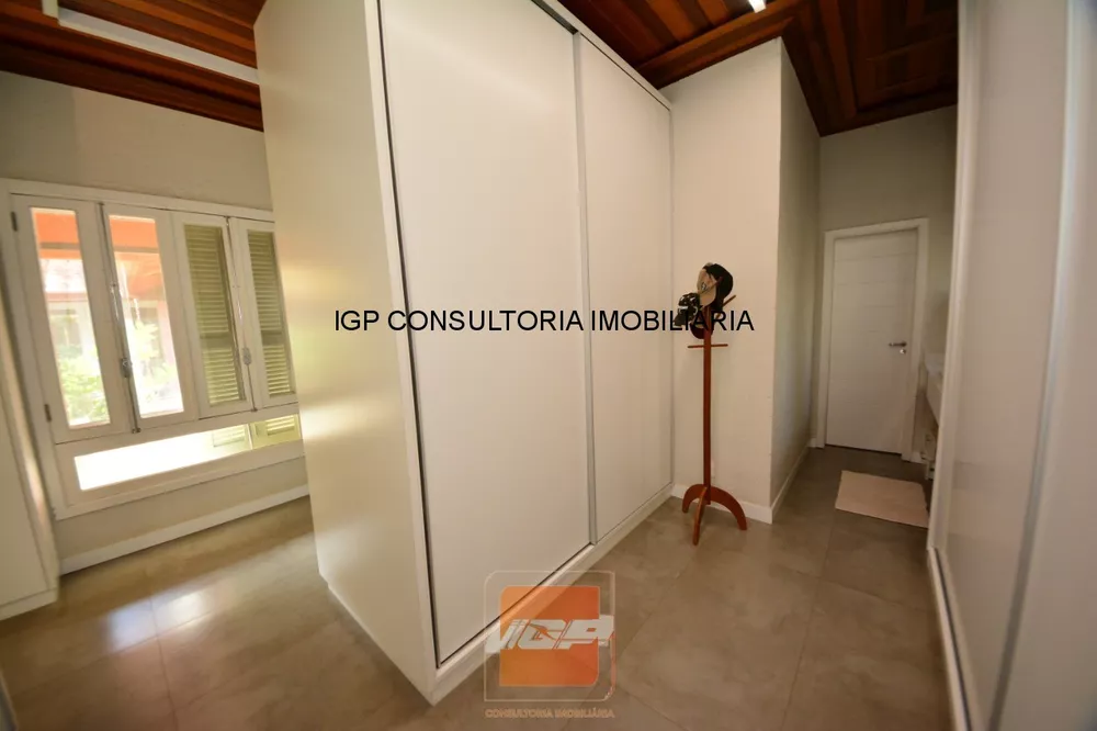 Chácara à venda com 4 quartos, 456m² - Foto 23