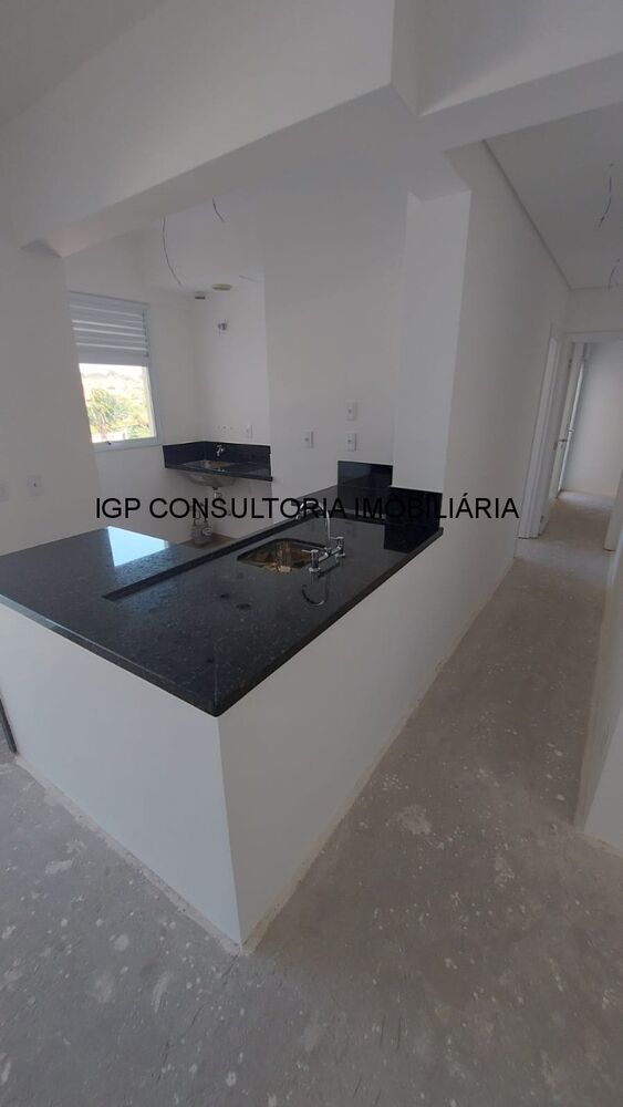 Apartamento à venda com 2 quartos, 82m² - Foto 4