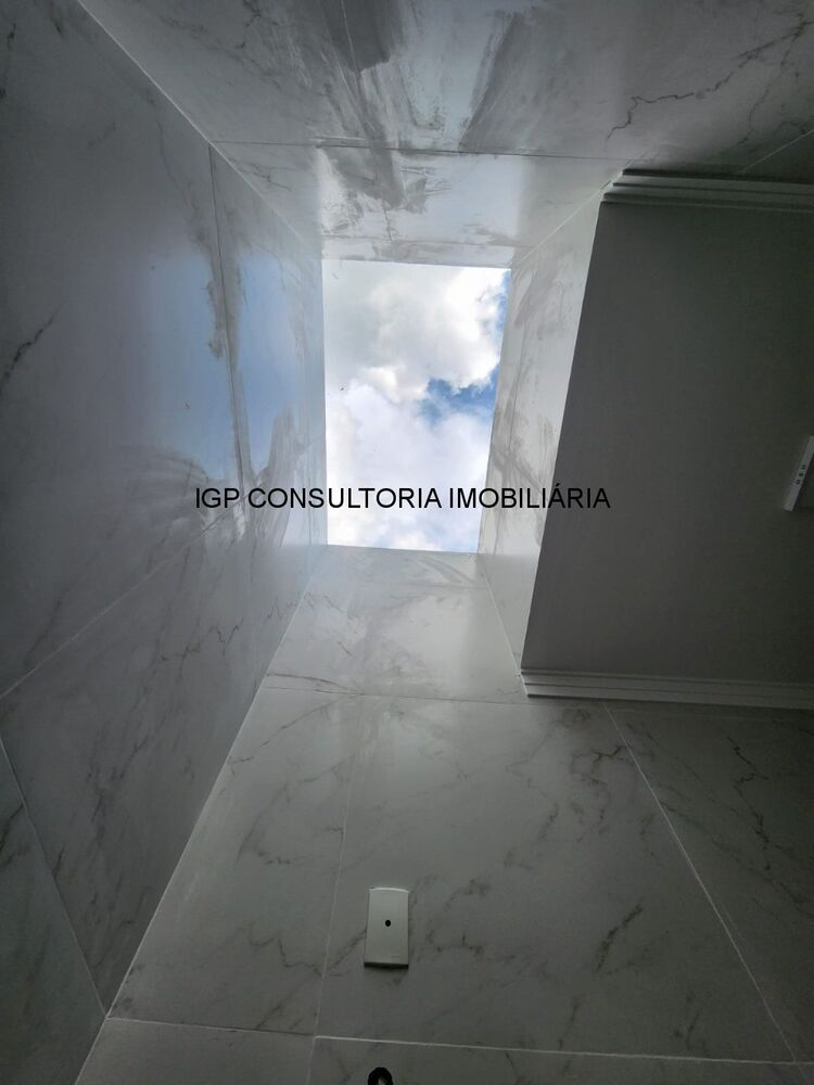 Casa à venda com 3 quartos, 126m² - Foto 3