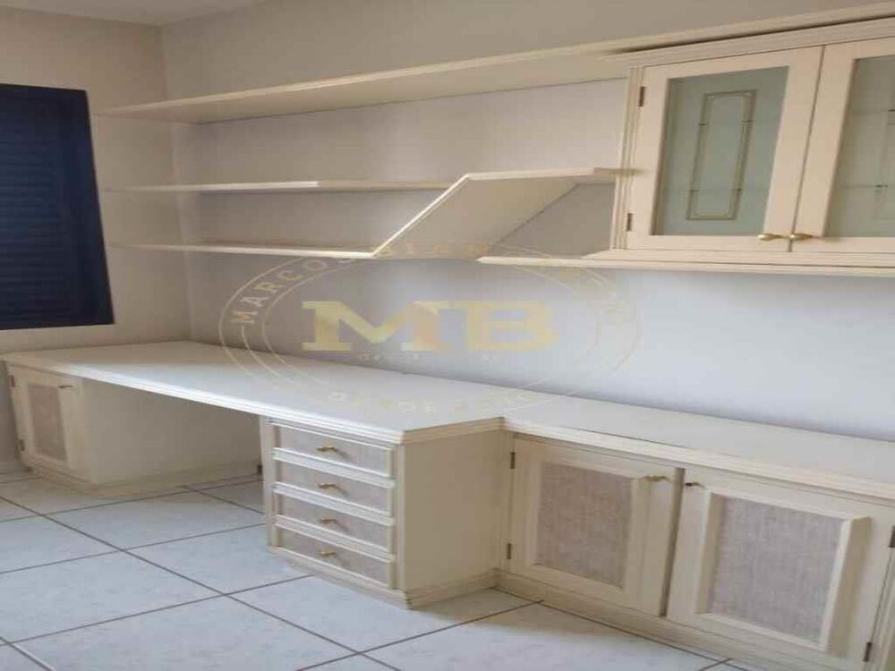 Apartamento à venda com 4 quartos, 234m² - Foto 12