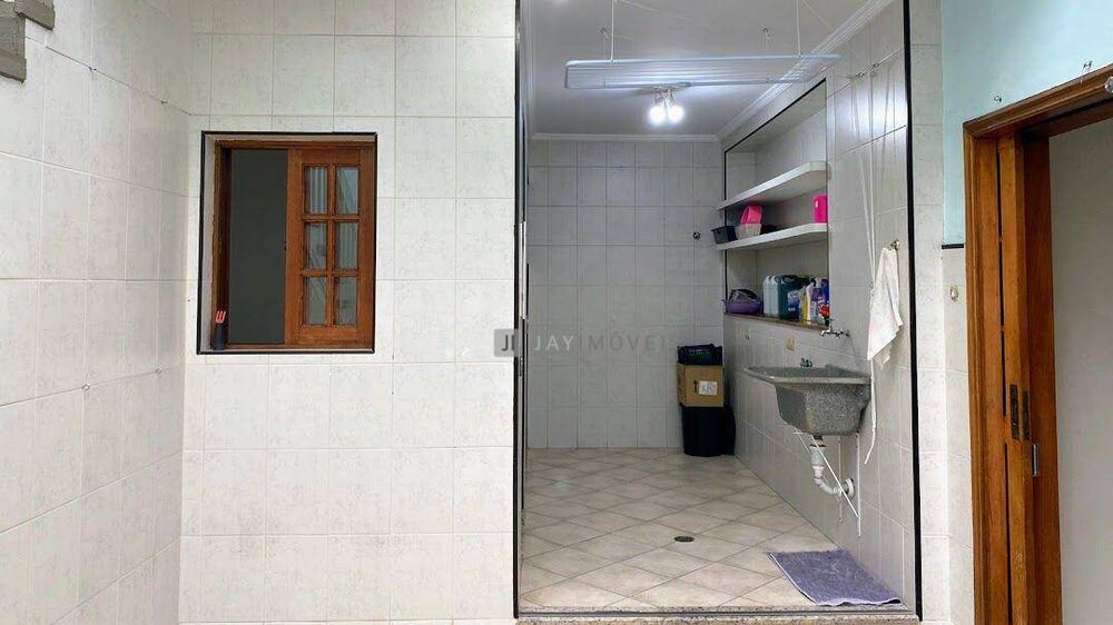 Casa, 3 quartos, 216 m² - Foto 13