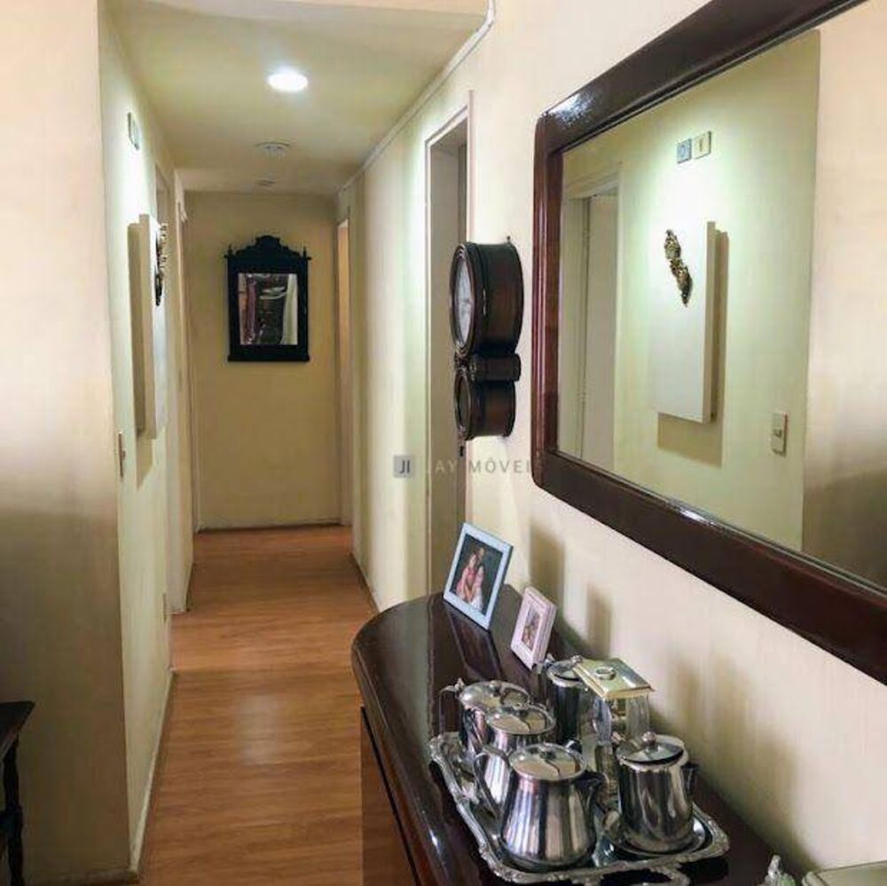 Apartamento à venda com 3 quartos, 94m² - Foto 1