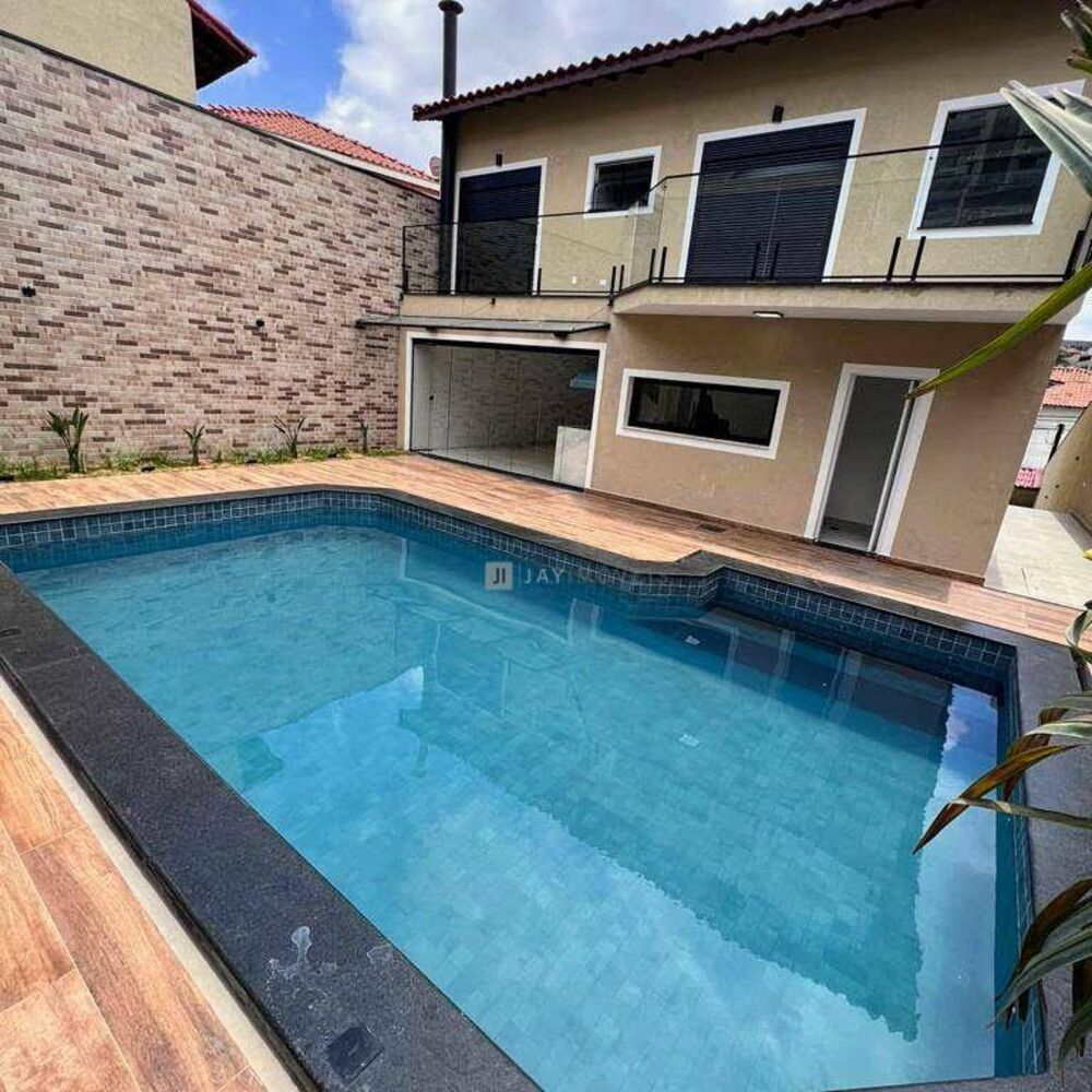Sobrado, 3 quartos, 358 m² - Foto 2