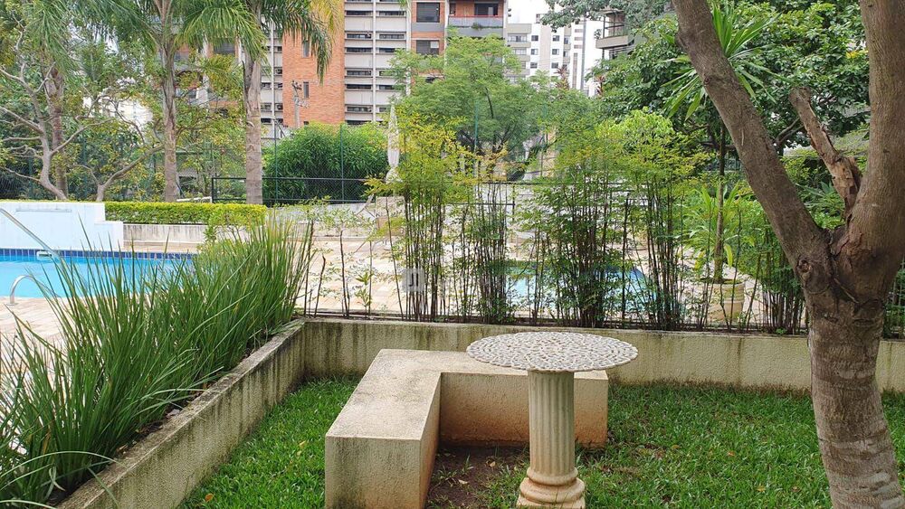 Apartamento à venda com 2 quartos, 68m² - Foto 6