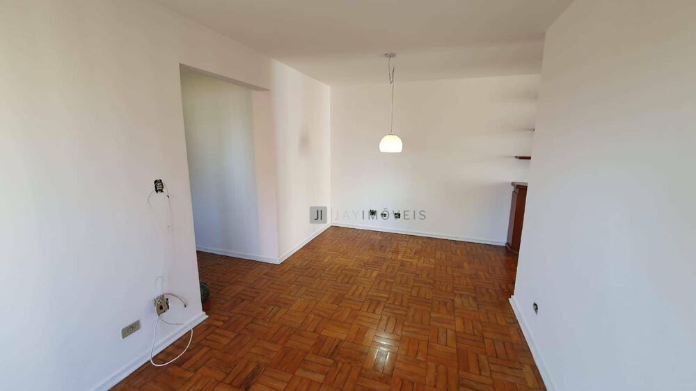 Apartamento à venda com 2 quartos, 68m² - Foto 2