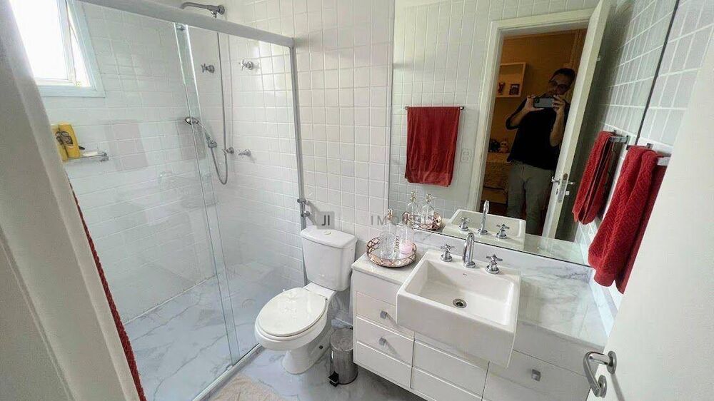 Apartamento, 4 quartos, 195 m² - Foto 2