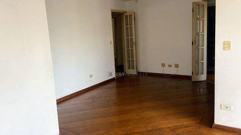 Apartamento à venda com 3 quartos, 101m² - Foto 3