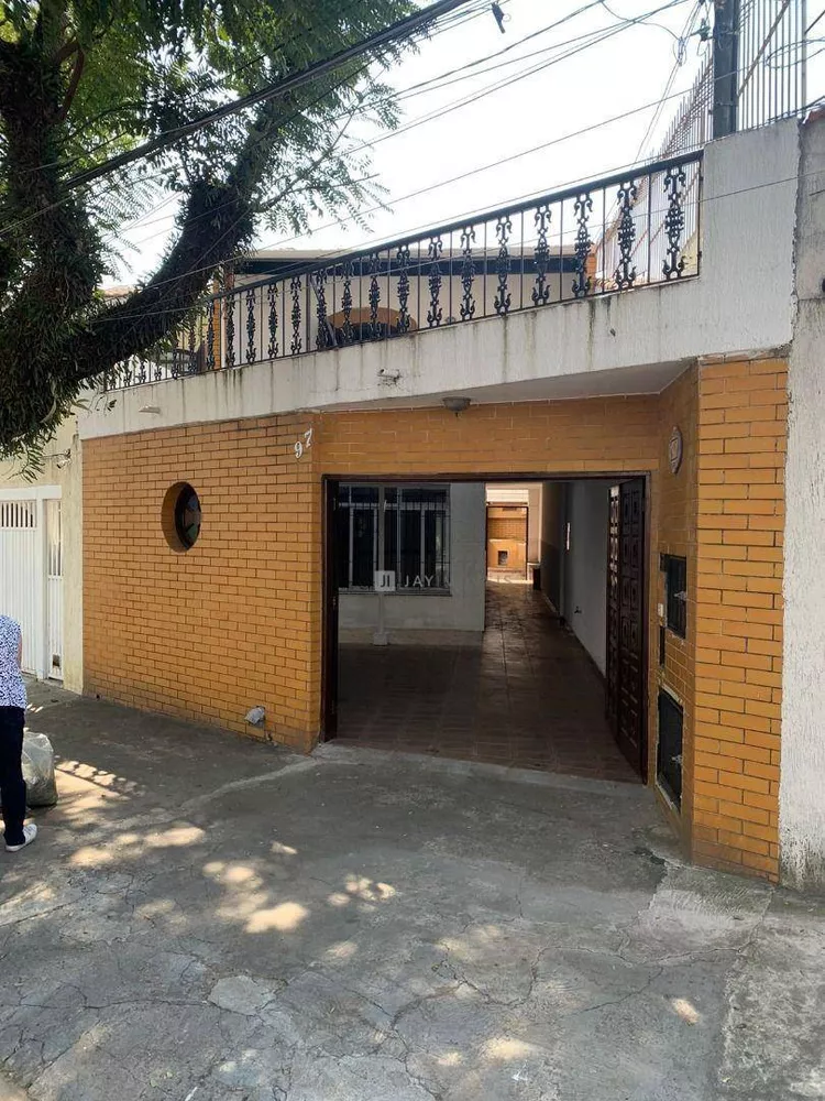 Sobrado à venda com 3 quartos, 150m² - Foto 1