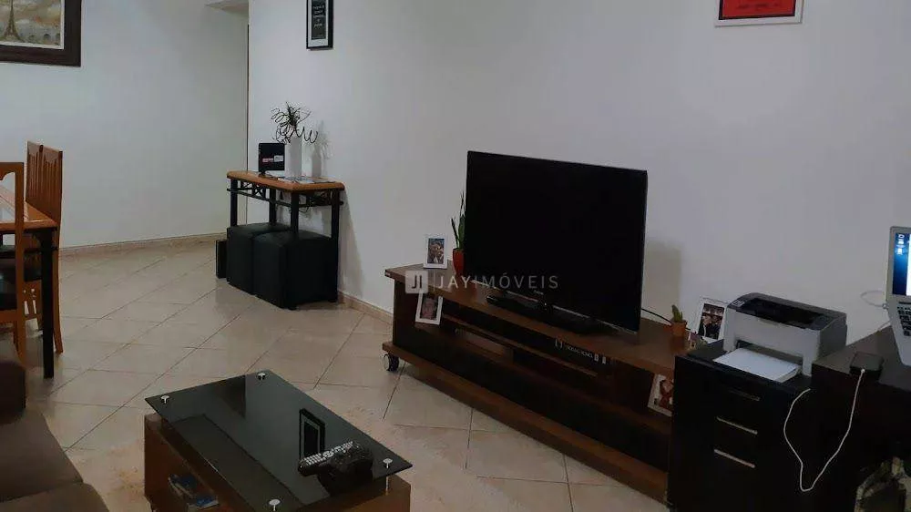 Apartamento à venda com 3 quartos, 105m² - Foto 2