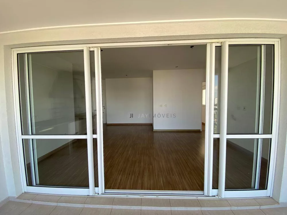 Apartamento à venda com 2 quartos, 81m² - Foto 4