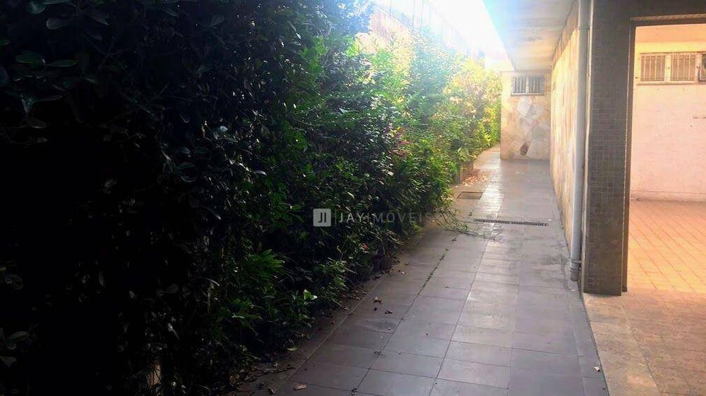 Casa, 4 quartos, 300 m² - Foto 32