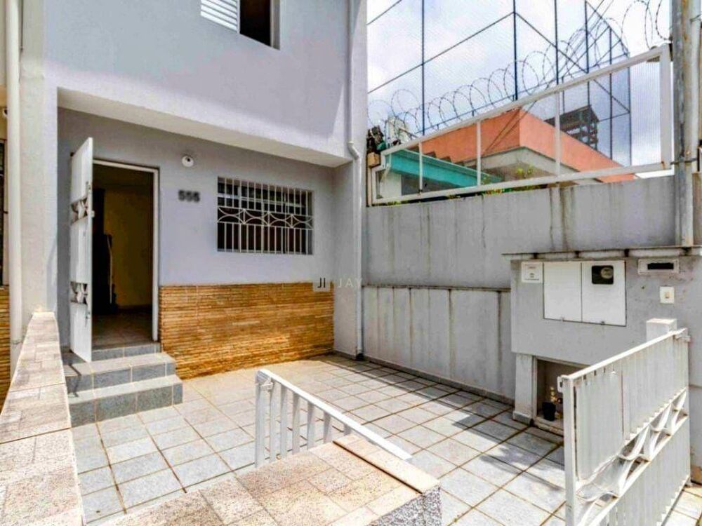 Sobrado à venda e aluguel com 2 quartos, 70m² - Foto 1