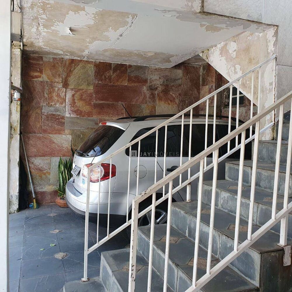 Sobrado, 6 quartos, 200 m² - Foto 2