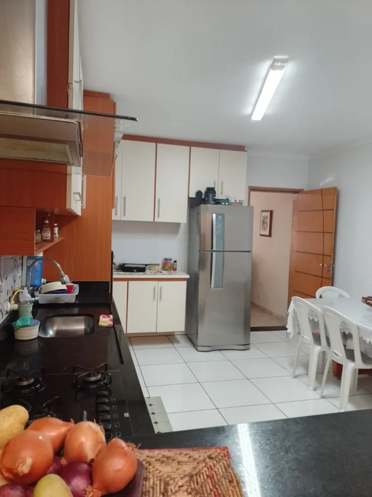 Sobrado, 4 quartos, 250 m² - Foto 3