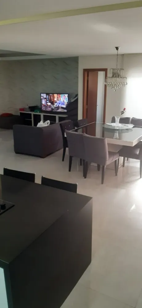 Casa, 4 quartos, 340 m² - Foto 11