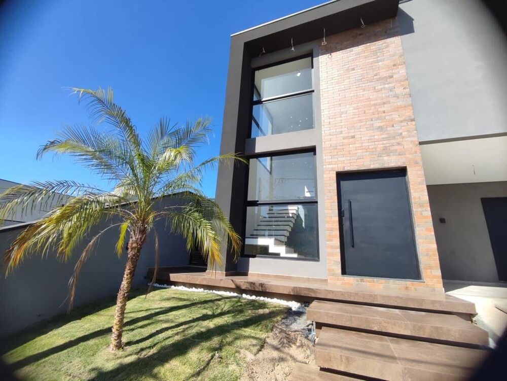 Sobrado à venda com 4 quartos, 210m² - Foto 2