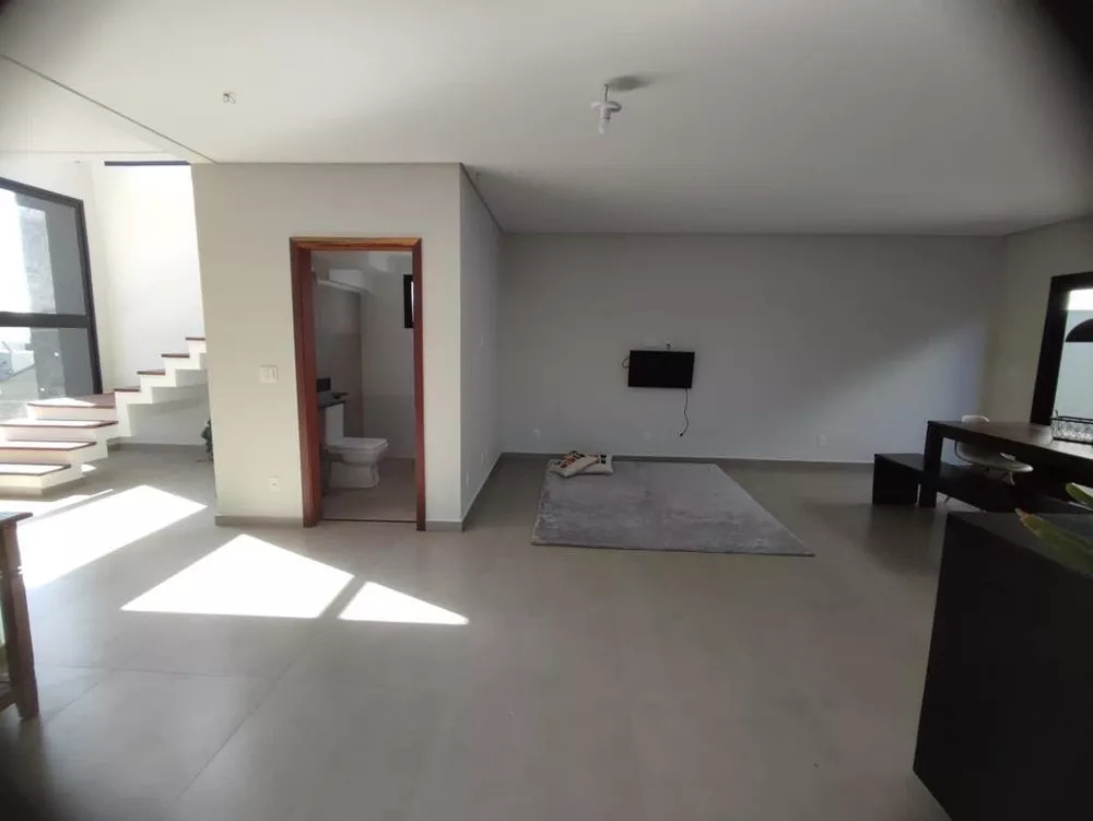 Sobrado, 4 quartos, 210 m² - Foto 1
