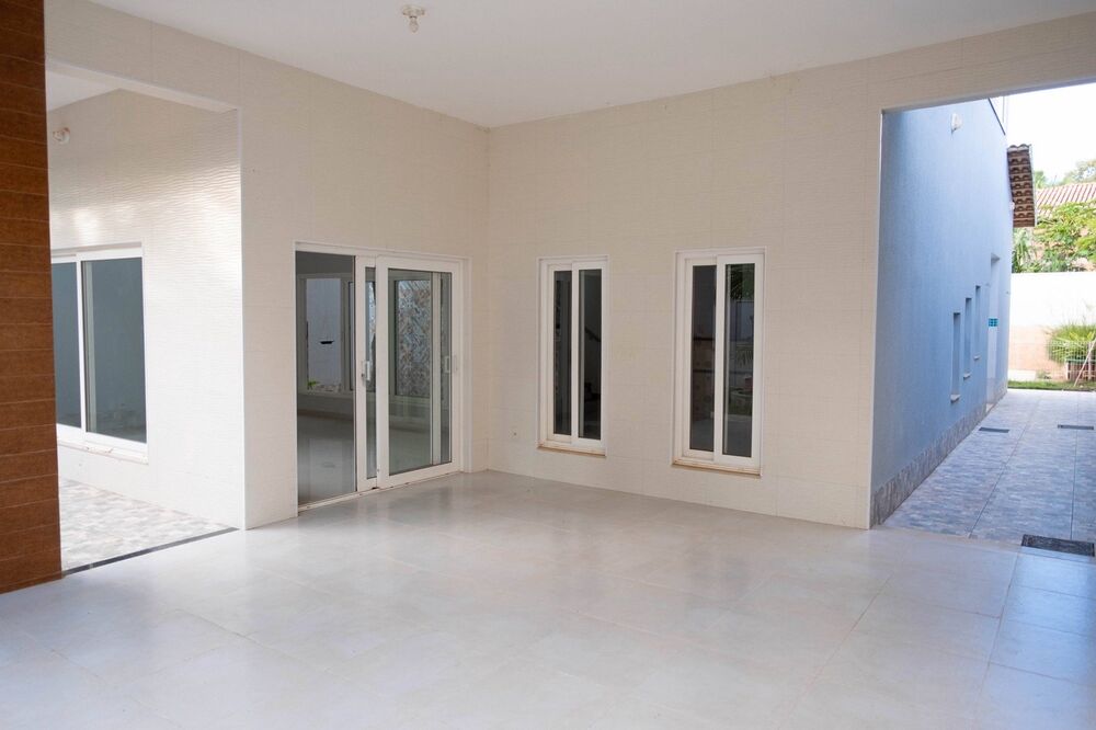 Apartamento à venda com 4 quartos, 281m² - Foto 1