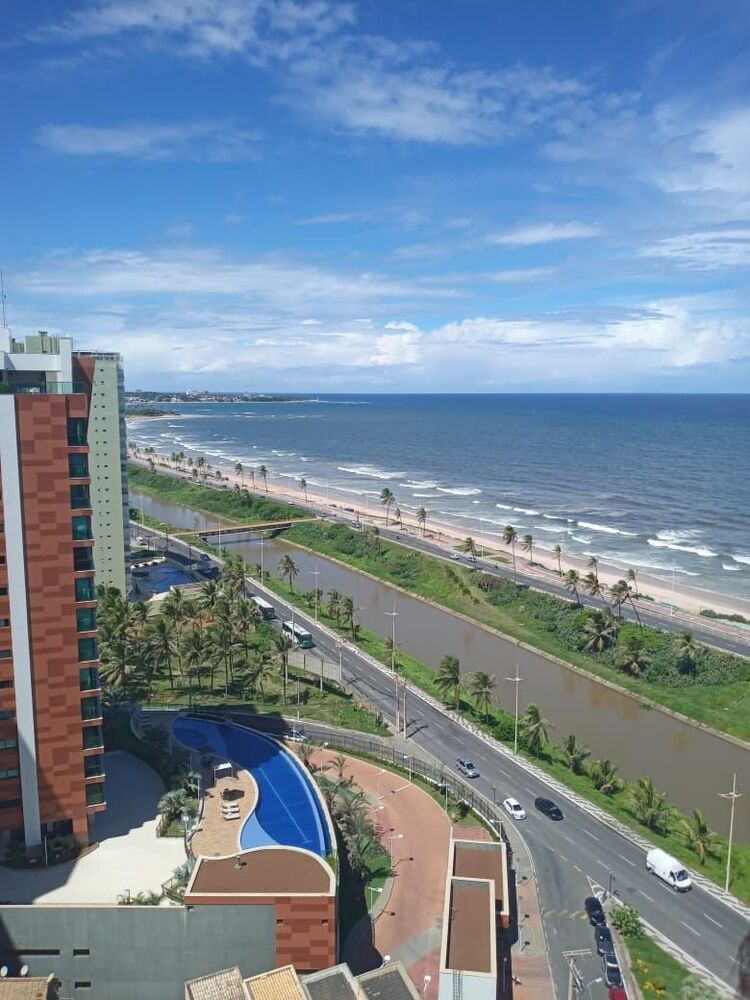 Apartamento à venda com 3 quartos, 104m² - Foto 2