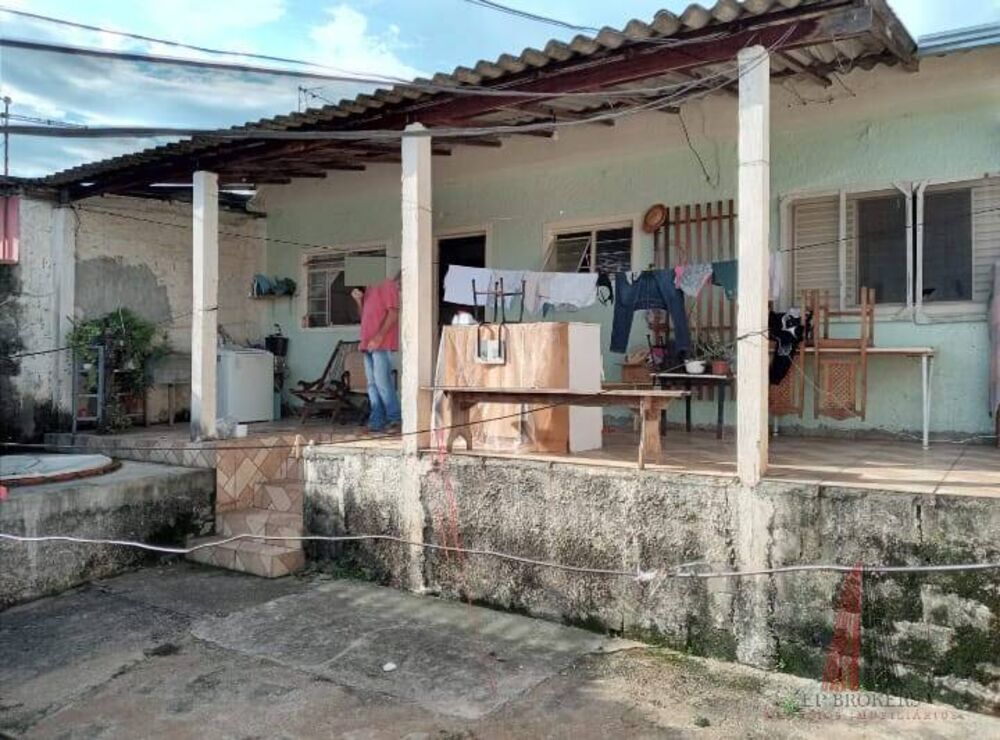 Casa à venda com 2 quartos, 150m² - Foto 6