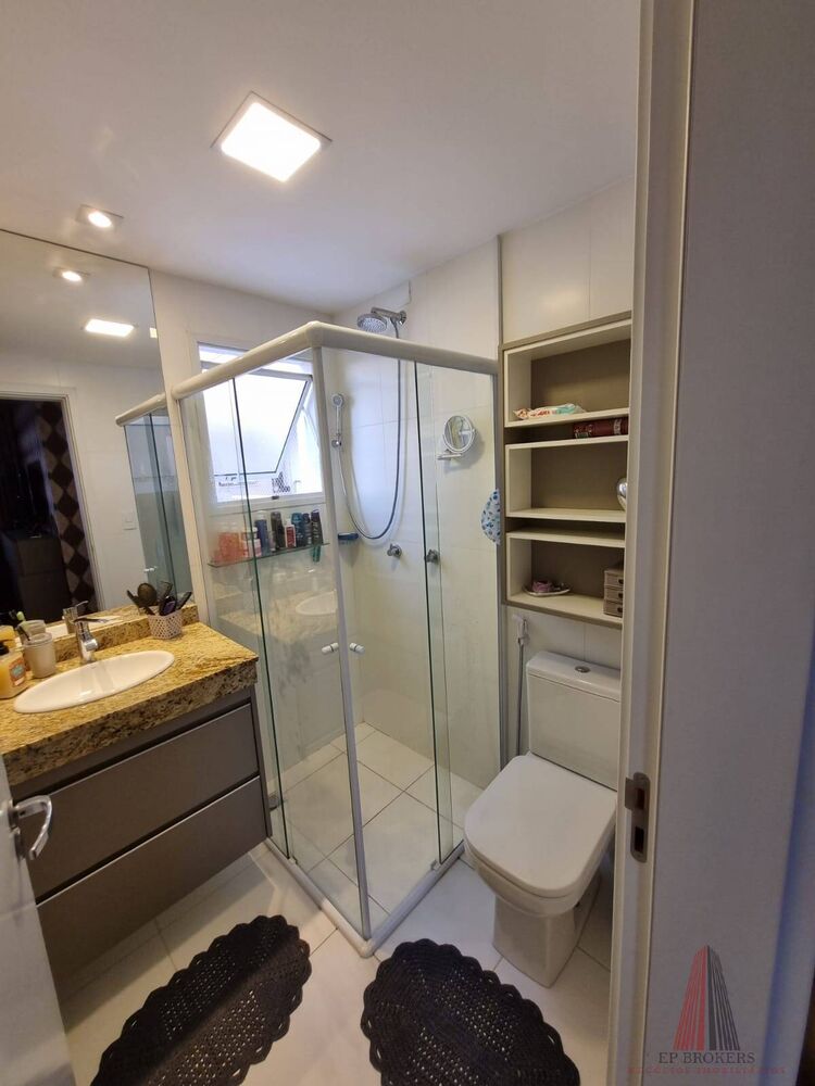 Apartamento à venda com 3 quartos, 110m² - Foto 2