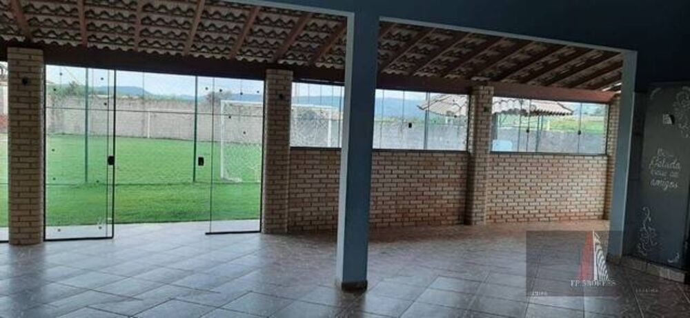 Chácara à venda com 2 quartos, 750m² - Foto 3