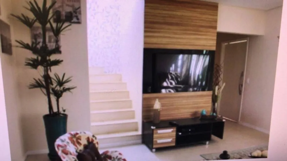 Casa, 3 quartos, 160 m² - Foto 1
