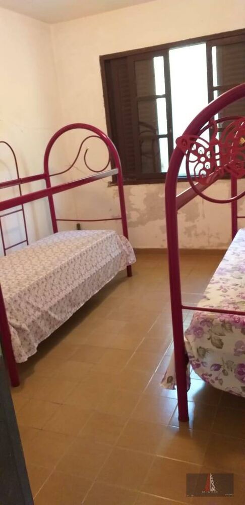 Chácara à venda com 3 quartos, 1200m² - Foto 2