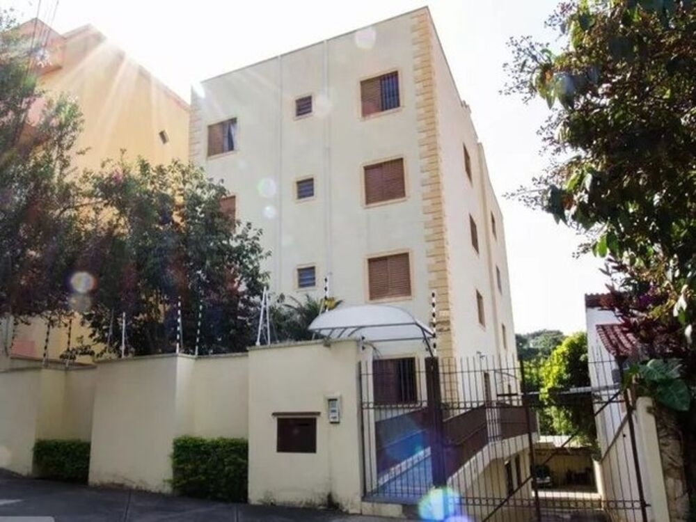 Apartamento à venda com 2 quartos, 72m² - Foto 1