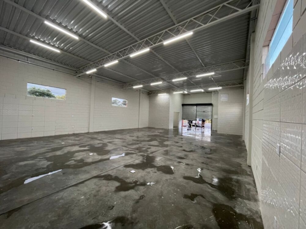 Depósito-Galpão-Armazém à venda e aluguel, 205m² - Foto 5