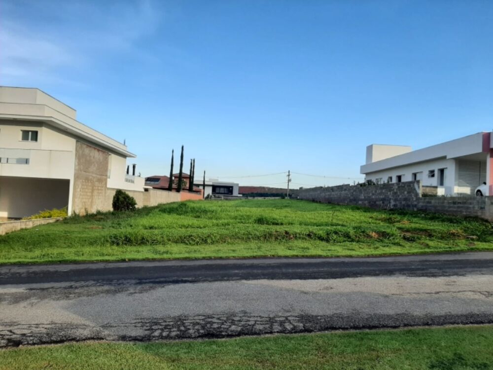 Terreno à venda, 1000m² - Foto 1